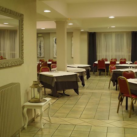Hotel Alaiz Бериаин Экстерьер фото