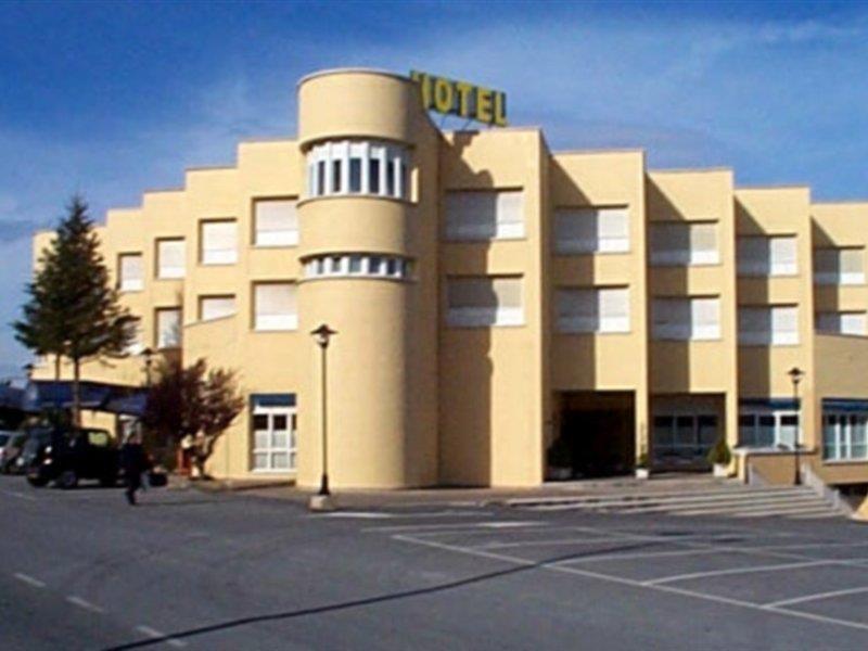 Hotel Alaiz Бериаин Экстерьер фото