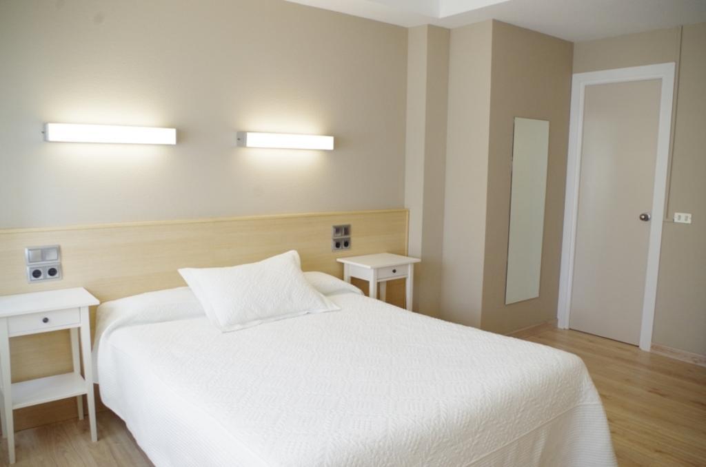 Hotel Alaiz Бериаин Экстерьер фото